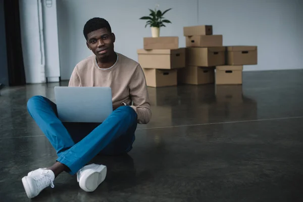 Nouveau lieu de travail — Photo de stock