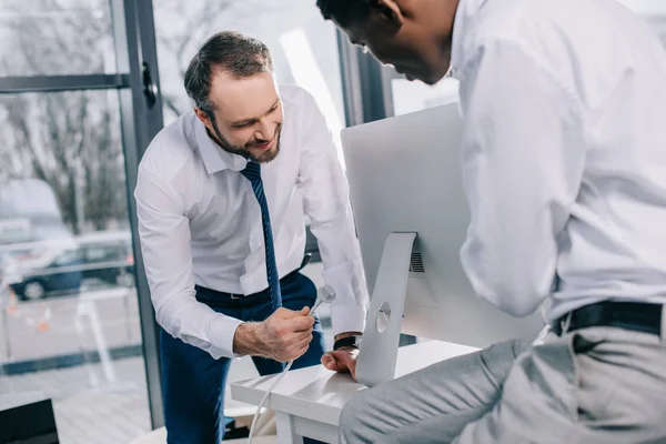 Сonnecting computer — Stock Photo