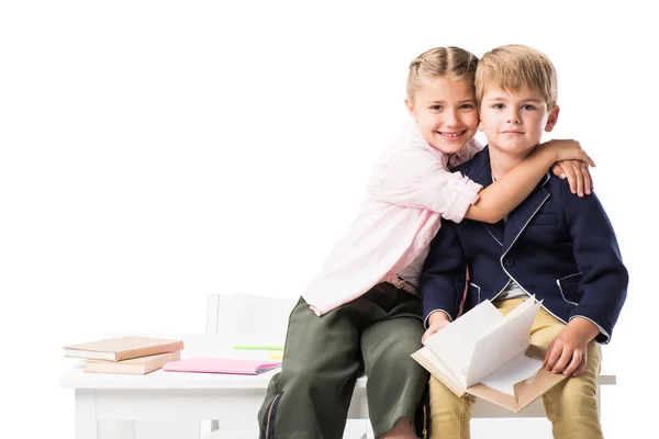 Bedårande schoolkids studera tillsammans — Stockfoto