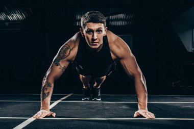 sporcu gönderme yapıyor ups