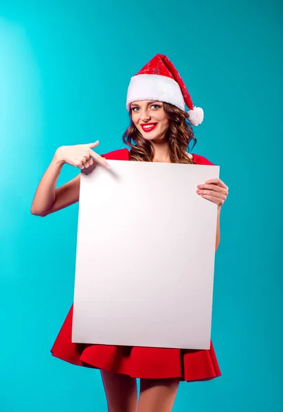 Santa chica con tarjeta en blanco — Foto de Stock