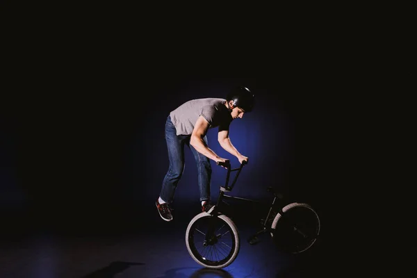 Bmx cyclist performing stunt — Free Stock Photo