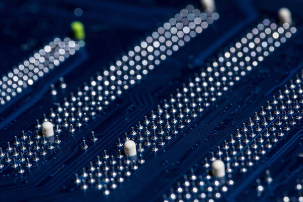 селективный фокус материнской платы компьютера различные детали
