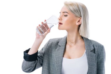 güzel şık iş kadını içme suyu, beyaz izole