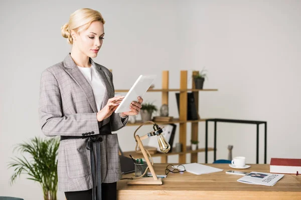 Portrait Confident Businesswoman Using Tablet While Standing Workplace Office — Stock Photo, Image