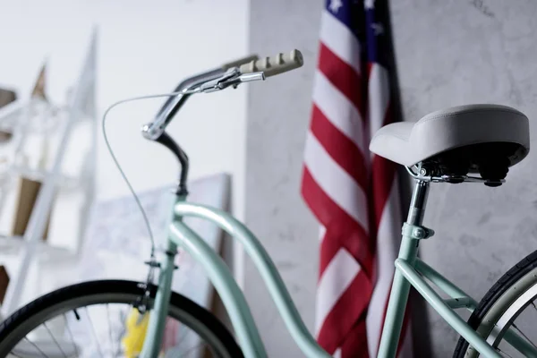 Bicycle Usa Flag Light Apartment — Stock Photo, Image