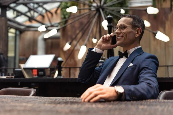 Handsome Adult Man Suit Talking Phone Restaurant — Stock Photo, Image