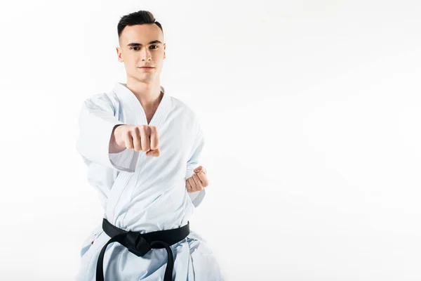 Férfi Karate Harcos Előadás Megüt Látszó Fényképezőgép Elszigetelt Fehér — Stock Fotó