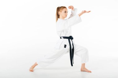 kız beyaz izole kimono eğitim karate
