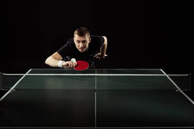 siyah izole tek tip oyun Masa Tenisi tenis oyuncusu portresi