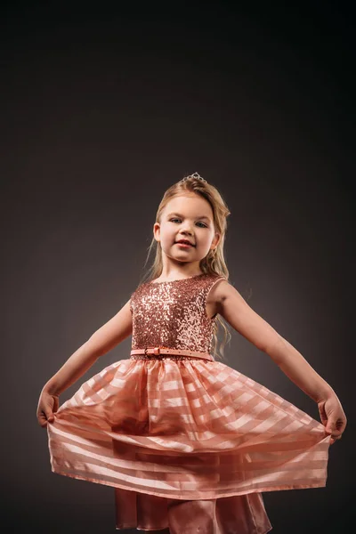 Adorable Niño Elegante Vestido Rosa Aislado Gris —  Fotos de Stock