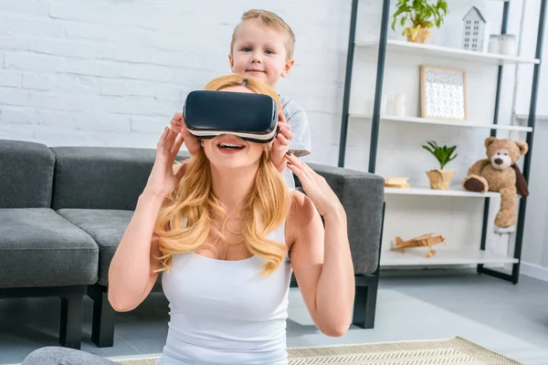 Mother Using Virtual Reality Headset Little Son Standing — Stock Photo, Image