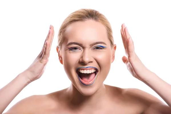 Mujer Con Maquillaje Color Con Líneas Gritando Aisladas Blanco — Foto de Stock