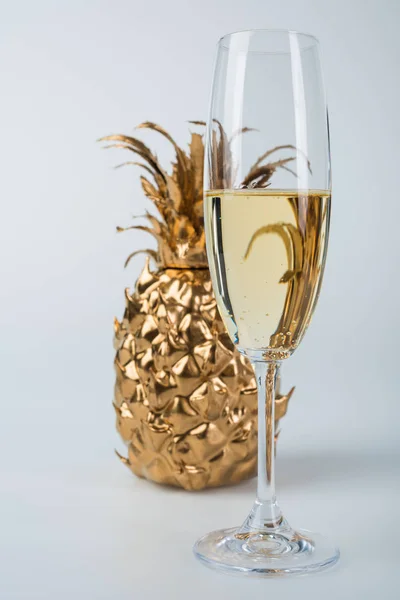 Glass Champagne Golden Pineapple White — Stock Photo, Image