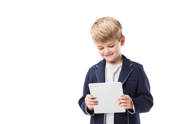 Menino segurando a Tablet Digital — Fotografia de Stock