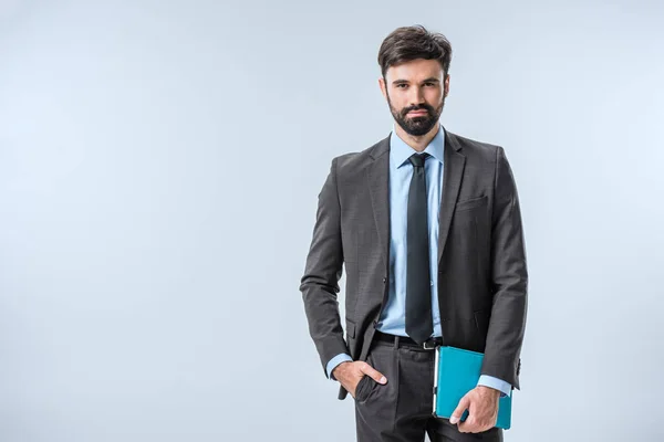 Empresario sosteniendo tableta — Stock Photo