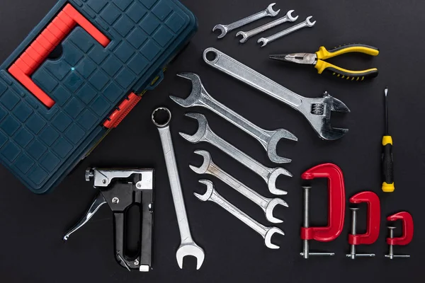Caja de herramientas y herramientas de reparación — Stock Photo