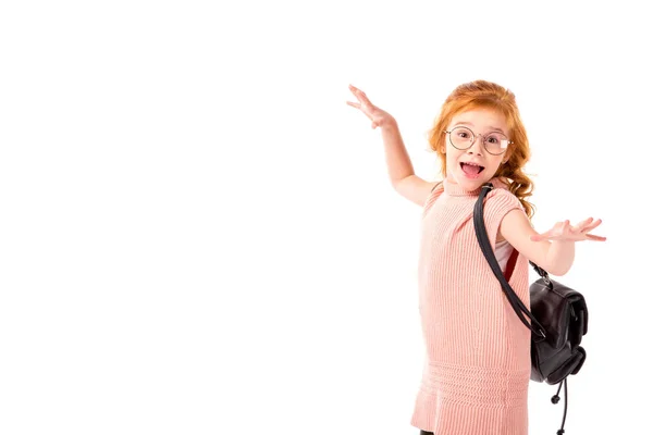 Glückliches rothaariges Kind tanzt isoliert auf weißem Grund — Stockfoto