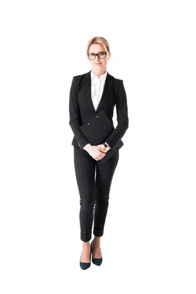 Впевнена бізнес-леді в чорному костюмі ізольована на білому — стокове фото