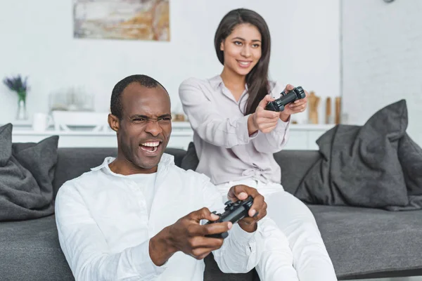 Playing video game — Stock Photo