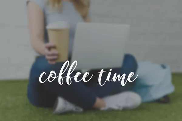 Cropped Shot Young Woman Sitting Grass Cup Coffee Working Laptop — Stock Photo, Image