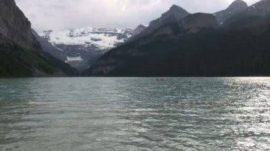Kanada icefields parkway yay Gölü