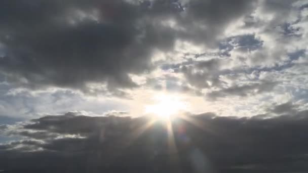 Sonnenuntergang bewölkt Himmel Zeitraffer — Stockvideo