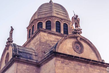 Akdeniz dar sokakları ve tarihi geleneksel mimarisi Hırvatistan doğal görünümü