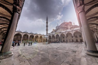 Sultanahmet Camii Sultan Ahmed Camii veya Sultan Ahmet Camii Istanbul, Türkiye'de de denir.