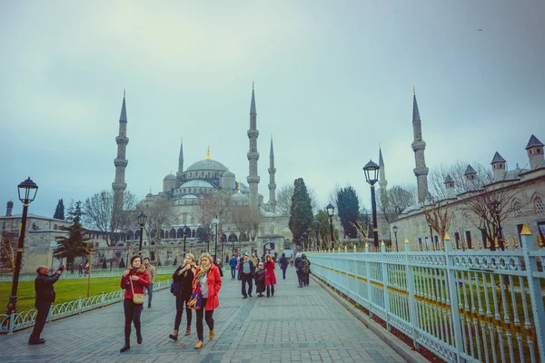 Голубая мечеть также называется Мечеть Султана Ахмеда или Мечеть Султана Ахмета в Стамбуле, Турция . — стоковое фото