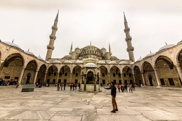 Blå moskén också kallas Sultan Ahmed Mosque eller Sultan Ahmet moskén i Istanbul, Turkiet. — Stockfoto