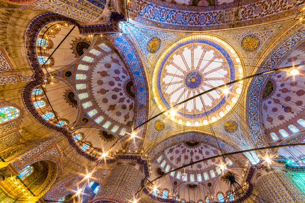 Moschea Blu chiamata anche Moschea del Sultano Ahmed o Moschea del Sultano Ahmet a Istanbul, Turchia . — Foto Stock