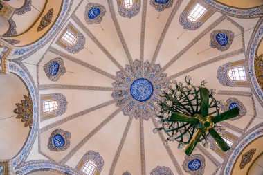 Küçük Ayasofya 527-536 içinde Aziz Sergius kilise olarak inşa ve Bacchus
