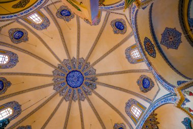 Küçük Ayasofya 527-536 içinde Aziz Sergius kilise olarak inşa ve Bacchus