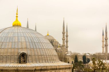 Sultanahmet Camii ve Ayasofya'nın kubbe görünümü Ayasofya, Yunan Ortodoks Hıristiyan Patriklik Bazilikası, kilise. Istanbul