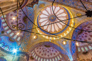 İç Dekorasyon görünümü ve Sultanahmet Camii Istanbul, Türkiye'de sanat