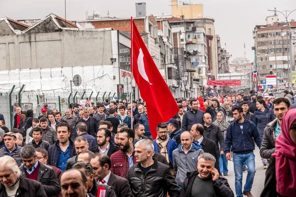 Comodo kamenné schody v Istanbulu, Turecko — Stock fotografie