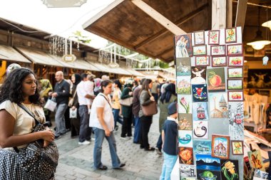 Comodo taş merdivenle, Istanbul, Türkiye