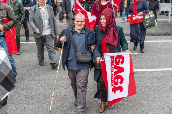 Comodo kamenné schody v Istanbulu, Turecko — Stock fotografie