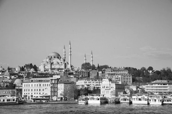 Comodo stentrappa i Istanbul, Turkiet — Stockfoto