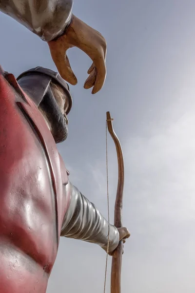 Estátua Arqueiro Homem Istambul Enquanto Atira Flecha Turquia Istanbul Turquia — Fotografia de Stock