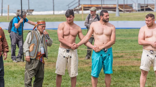 Невідомі Люди Виконують Shalwar Guresi Kuroshio Wrestling Shalvar Або Salvar — стокове фото