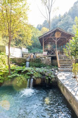 Maşukiye, kahvaltı ve öğle yemeği gibi yemek için popüler bir hedef restoranda bir parçası. Kocaeli.Turkey