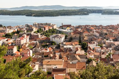 Hava Sibenik görünümü eski şehir. Barone kale görünümünden: Sibenik, Hırvatistan, 28,2017 olabilir
