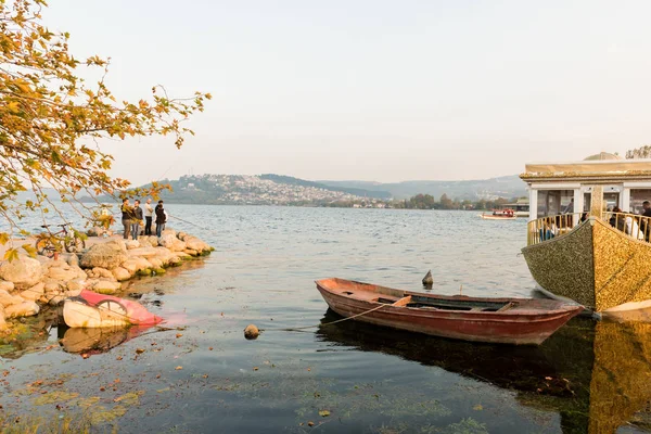 Niet Geïdentificeerde Mensen Tijd Doorbrengen Lake Sapanca Een Populaire Bestemming — Stockfoto