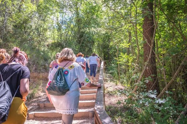 Niet Geïdentificeerde Mensen Lopen Verken Krka National Park Een Van — Stockfoto