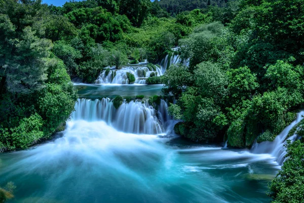 Lange Belichtung Des Wasserfalls Krka Nationalpark Einem Der Kroatischen Nationalparks — Stockfoto