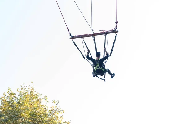 Unidentified Man Swinging Machine Fun Masukiye Popular Destination Locals Tourists — Stock Photo, Image