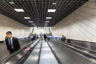 Marmaray tren ulaşım sistemidir Asya ve Avrupa arasında