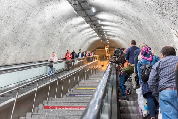 Düzenlenecek metrobus, Istanbul, Türkiye'de toplu taşıma sisteminin bir parçası